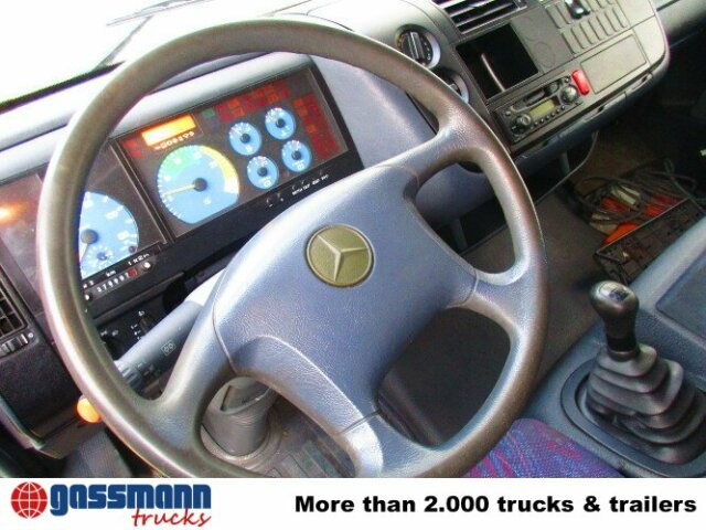 Mercedes-Benz Atego 815 4x2 - Caminhão furgão: foto 3 Mercedes-Benz Atego 815 4x2 - Caminhão furgão: foto 3