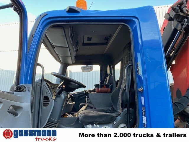 Mercedes-Benz Axor 1828 L 4x2 mit Kran Palfinger PK 9501, Funk - Camião de caixa aberta/ Plataforma, Caminhão grua: foto 4 Mercedes-Benz Axor 1828 L 4x2 mit Kran Palfinger PK 9501, Funk - Camião de caixa aberta/ Plataforma, Caminhão grua: foto 4