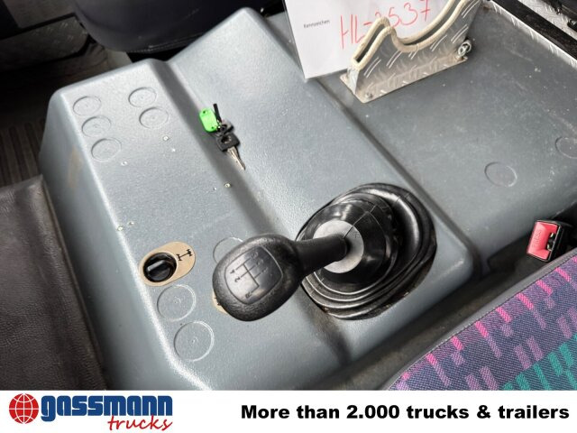 Mercedes-Benz LK 814 F 4x2 Doka, Löschfahrzeug LF8/6 - Carro de bombeiro: foto 3 Mercedes-Benz LK 814 F 4x2 Doka, Löschfahrzeug LF8/6 - Carro de bombeiro: foto 3