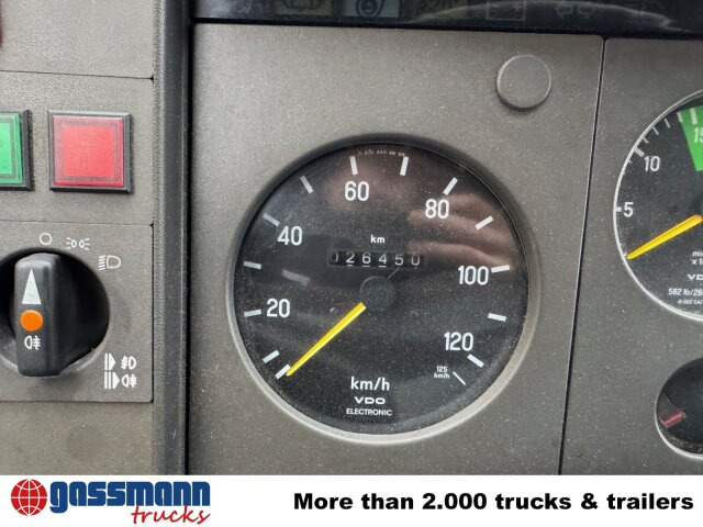 Mercedes-Benz LK 814 F 4x2 Doka, Löschfahrzeug LF8/6 - Carro de bombeiro: foto 2 Mercedes-Benz LK 814 F 4x2 Doka, Löschfahrzeug LF8/6 - Carro de bombeiro: foto 2