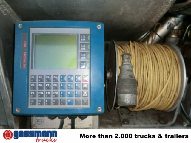 Mercedes-Benz SK 1824 L 4x2, Esterer Tankaufbau ca. 13.100l, 2 - Caminhão tanque: foto 4 Mercedes-Benz SK 1824 L 4x2, Esterer Tankaufbau ca. 13.100l, 2 - Caminhão tanque: foto 4