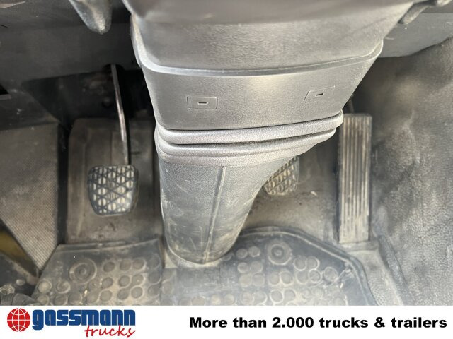 Mercedes-Benz SK II 2638/44 A 6x6, V8, Retarder - Caminhão chassi: foto 4 Mercedes-Benz SK II 2638/44 A 6x6, V8, Retarder - Caminhão chassi: foto 4