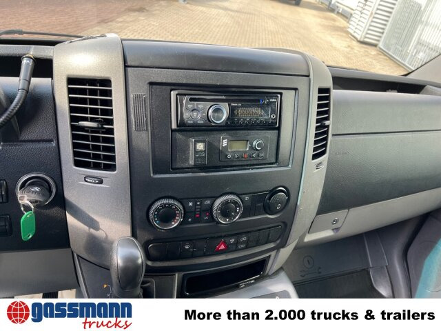 Mercedes-Benz Sprinter 313 CDI 4x2, EEV, Krankenwagen - Furgão: foto 3 Mercedes-Benz Sprinter 313 CDI 4x2, EEV, Krankenwagen - Furgão: foto 3