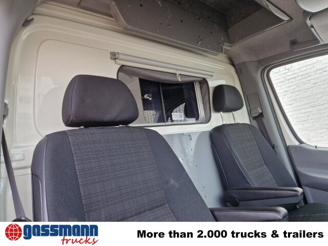 Mercedes-Benz Sprinter 516 CDI 4x2, Rettungswagen - Furgão: foto 5 Mercedes-Benz Sprinter 516 CDI 4x2, Rettungswagen - Furgão: foto 5