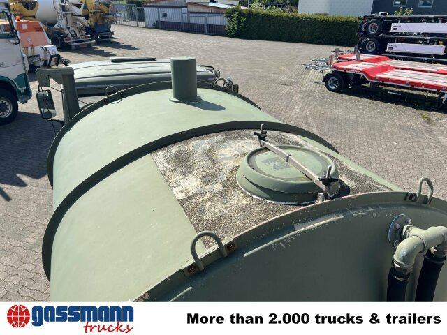 Renault Midliner S170 4x4, 6000l Wassertank - Caminhão tanque: foto 3 Renault Midliner S170 4x4, 6000l Wassertank - Caminhão tanque: foto 3