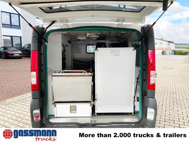 Renault Trafik 2.0 dCi115 4x2, Krankentransporter - Ambulância: foto 2 Renault Trafik 2.0 dCi115 4x2, Krankentransporter - Ambulância: foto 2