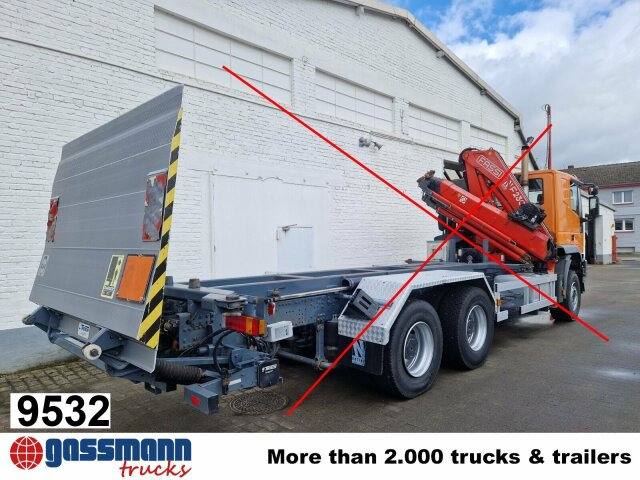 BC2000S4 Ladebordwand, Ex-Schweizer Armee - Semireboque: foto 1 BC2000S4 Ladebordwand, Ex-Schweizer Armee - Semireboque: foto 1