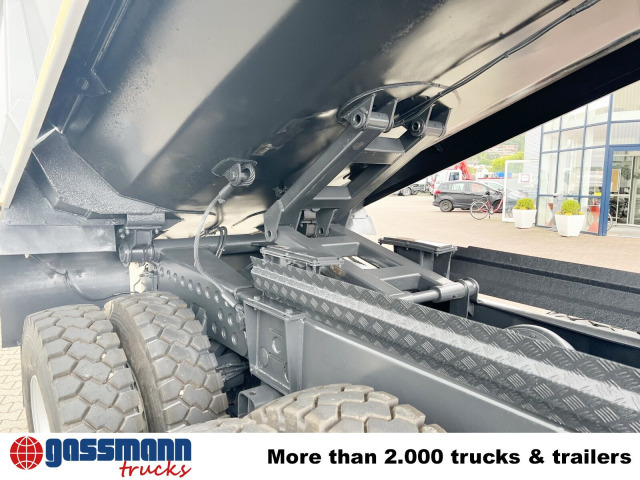 Tatra Phoenix 8x8, Stahlmulde ca. 22m³, hydr. - Dumper: foto 2 Tatra Phoenix 8x8, Stahlmulde ca. 22m³, hydr. - Dumper: foto 2