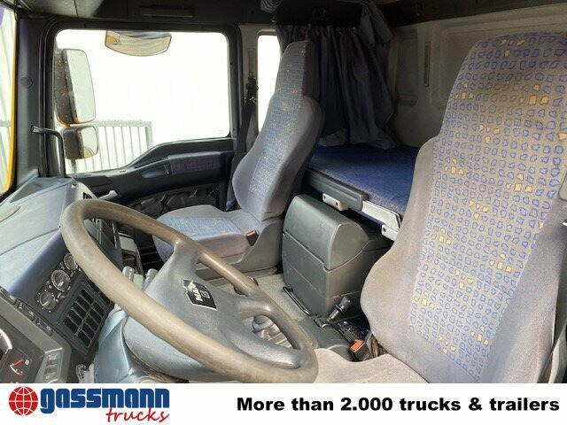 MAN TGA 26.480 6x6 BB, Kipphydraulik - Tractor: foto 2 MAN TGA 26.480 6x6 BB, Kipphydraulik - Tractor: foto 2