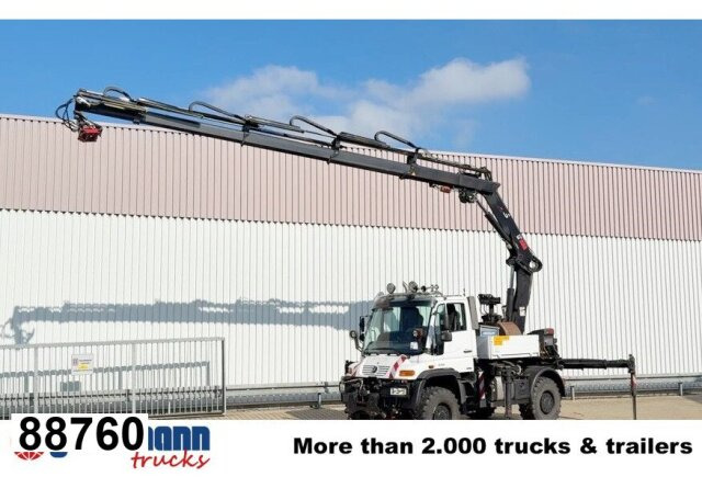 Unimog U400 4x4, Frontzapfwelle, Heckkran Hiab XS - Camião de caixa aberta/ Plataforma, Caminhão grua: foto 1 Unimog U400 4x4, Frontzapfwelle, Heckkran Hiab XS - Camião de caixa aberta/ Plataforma, Caminhão grua: foto 1