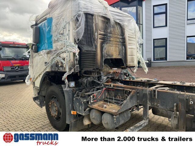 Volvo FM 380 6x4 R mit Brandschaden - Caminhão basculante: foto 2 Volvo FM 380 6x4 R mit Brandschaden - Caminhão basculante: foto 2