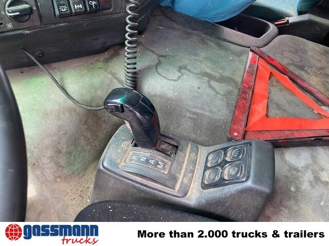 Volvo FM12-420 4x2 mit Heckkran Jonsered 1090, - Caminhão basculante, Caminhão grua: foto 5 Volvo FM12-420 4x2 mit Heckkran Jonsered 1090, - Caminhão basculante, Caminhão grua: foto 5