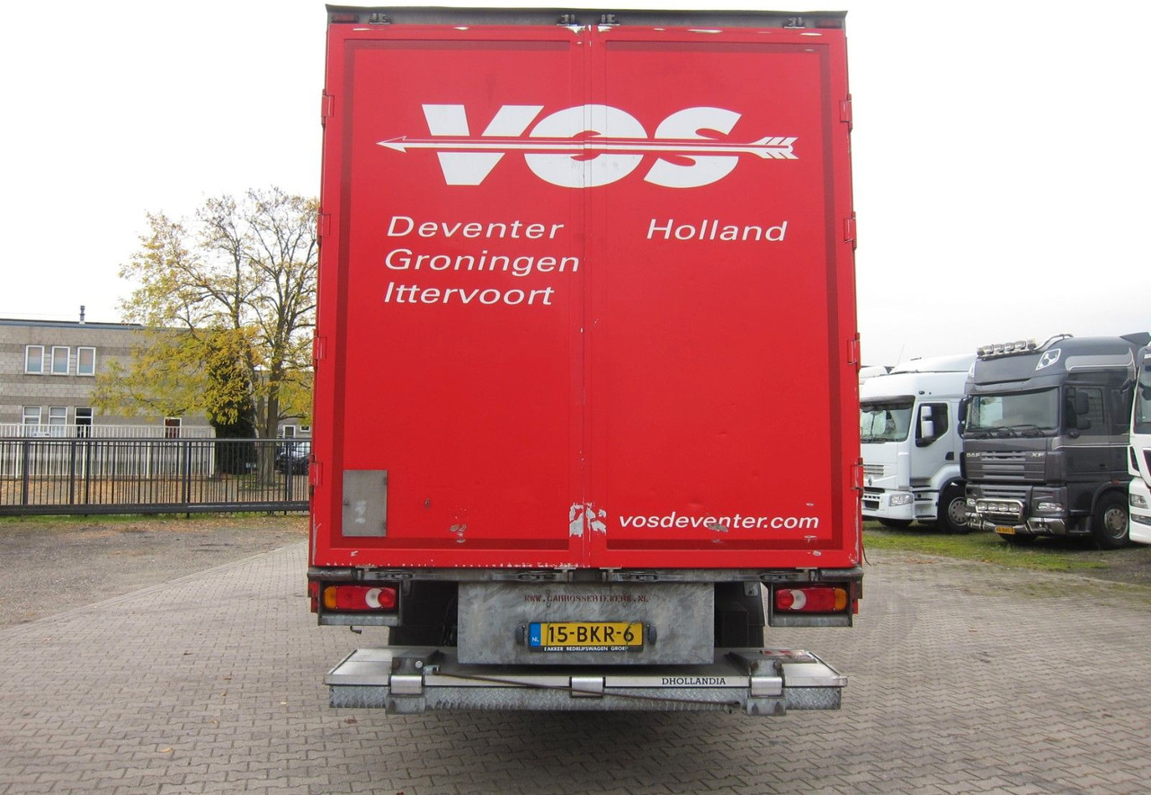 DAF CF 230 19T Schiebeplane LBW Portalturen - Caminhão com lona: foto 4 DAF CF 230 19T Schiebeplane LBW Portalturen - Caminhão com lona: foto 4