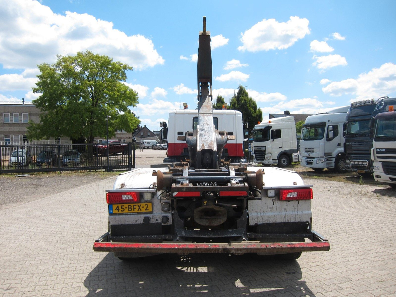 Scania P410 CB6X2 HSA Hyva 22T Haken E6 Liftachse - Caminhão polibenne: foto 4 Scania P410 CB6X2 HSA Hyva 22T Haken E6 Liftachse - Caminhão polibenne: foto 4