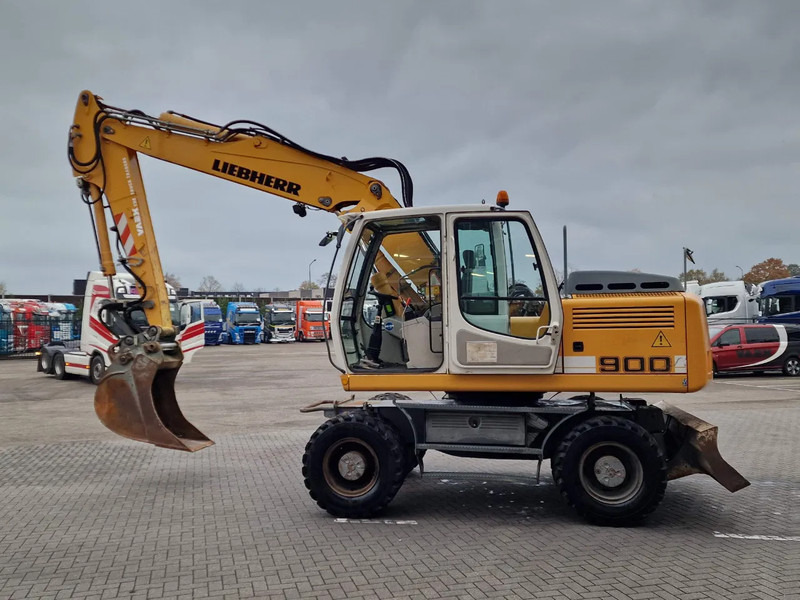 Liebherr A900C - 95 KW - Central Greasing - - Escavadeira de rodas: foto 4 Liebherr A900C - 95 KW - Central Greasing - - Escavadeira de rodas: foto 4