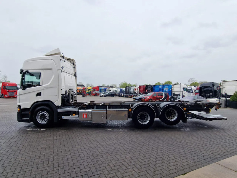Scania G500 NGS Highline 6x2 - BDF - 4.75 WB - Retarder - Full air - Leather - Led - Caminhão transportador de contêineres/ Caixa móvel: foto 4 Scania G500 NGS Highline 6x2 - BDF - 4.75 WB - Retarder - Full air - Leather - Led - Caminhão transportador de contêineres/ Caixa móvel: foto 4