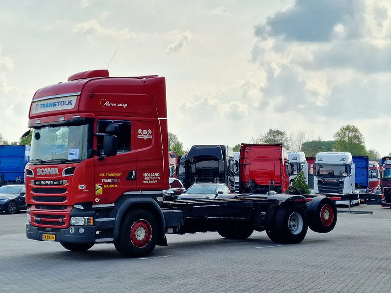 Scania R730 Topline 6x2*4 - Retarder - King of the Road - Night clima - Steering axle - Leather - Caminhão chassi: foto 3 Scania R730 Topline 6x2*4 - Retarder - King of the Road - Night clima - Steering axle - Leather - Caminhão chassi: foto 3