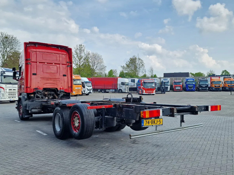 Scania R730 Topline 6x2*4 - Retarder - King of the Road - Night clima - Steering axle - Leather - Caminhão chassi: foto 5 Scania R730 Topline 6x2*4 - Retarder - King of the Road - Night clima - Steering axle - Leather - Caminhão chassi: foto 5