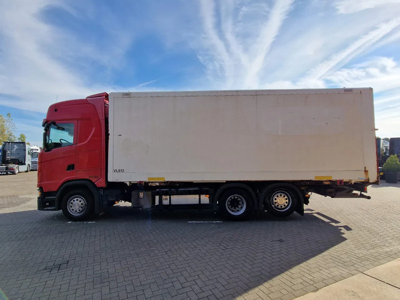 Scania S500 NGS Highline 6x2 - BDF - Full air - Loadlift - Box - Navi - Retarder - Caminhão transportador de contêineres/ Caixa móvel: foto 4 Scania S500 NGS Highline 6x2 - BDF - Full air - Loadlift - Box - Navi - Retarder - Caminhão transportador de contêineres/ Caixa móvel: foto 4