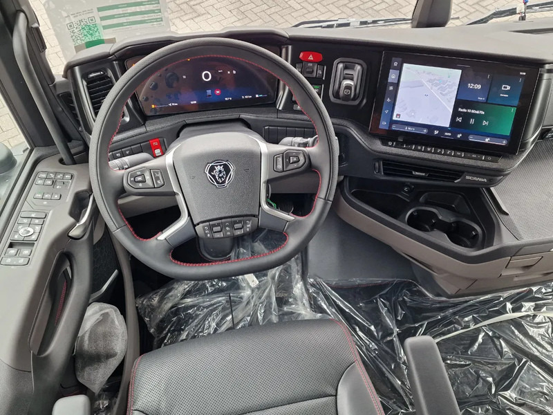 Tractor nuevo Scania 660S V8 NGS Highline 6x2/4 - New - Full spec - Retarder - Night clima - Leather - Led - Alcoa: foto 11