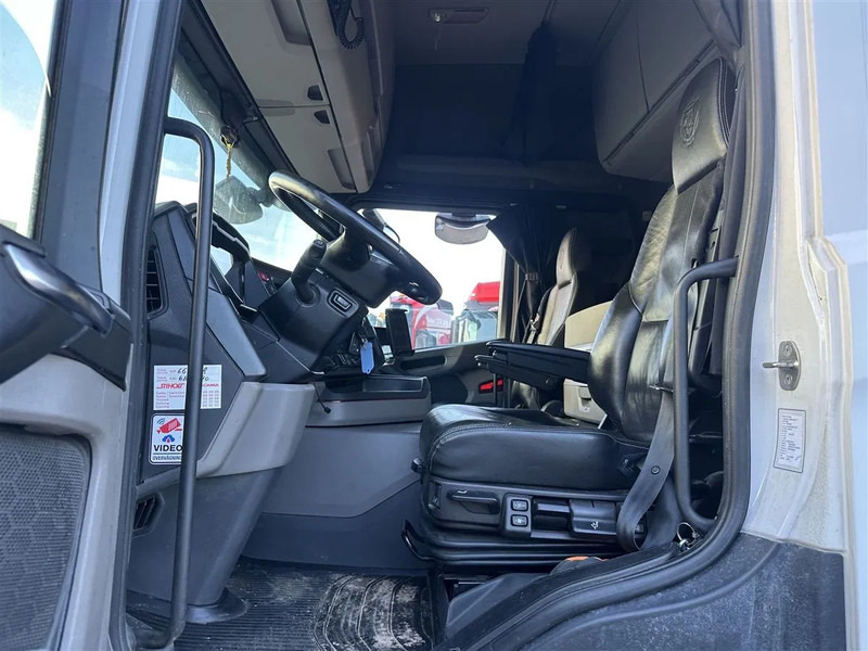 Scania G450 NGS Highline 6x2/4 - Steering - Euro 6 - Led - Leather - Chassis cover - Tractor: foto 3 Scania G450 NGS Highline 6x2/4 - Steering - Euro 6 - Led - Leather - Chassis cover - Tractor: foto 3