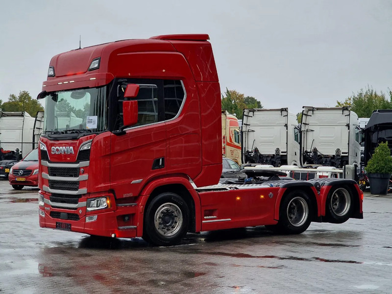 Scania R580 V8 NGS Highline 6x2 - Retarder - Leather - Full air - 3.15 WB - Navi - Led - No EGR - Tractor: foto 3 Scania R580 V8 NGS Highline 6x2 - Retarder - Leather - Full air - 3.15 WB - Navi - Led - No EGR - Tractor: foto 3