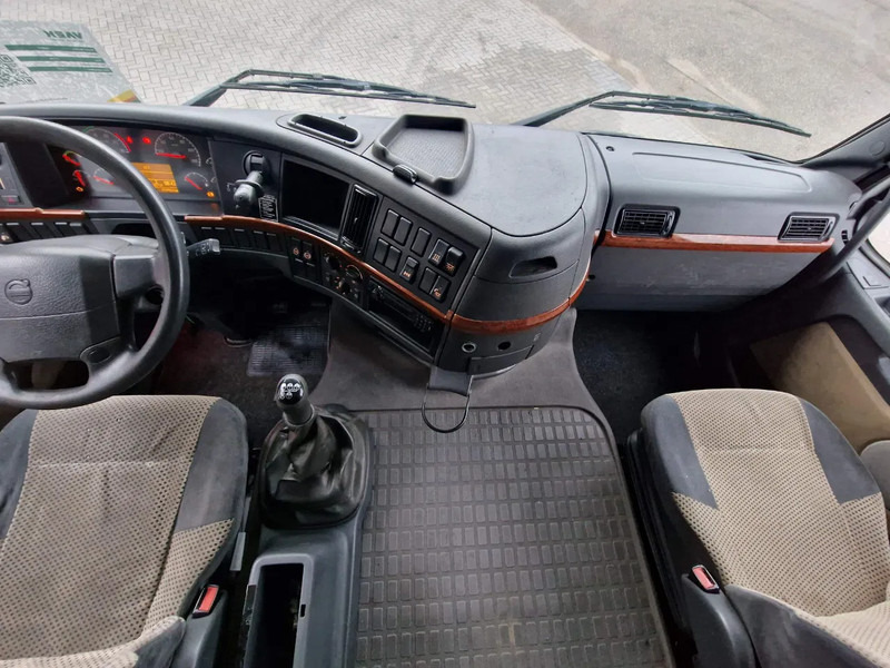 Tractor Volvo FH 13.440 Globetrotter XL 4x2 - Manual gearbox - Euro 5 - Low KM: foto 13
