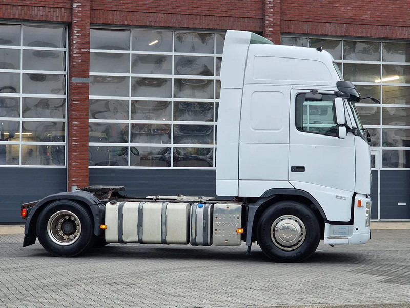 Tractor Volvo FH 13.440 Globetrotter XL 4x2 - Manual gearbox - Euro 5 - Low KM: foto 8