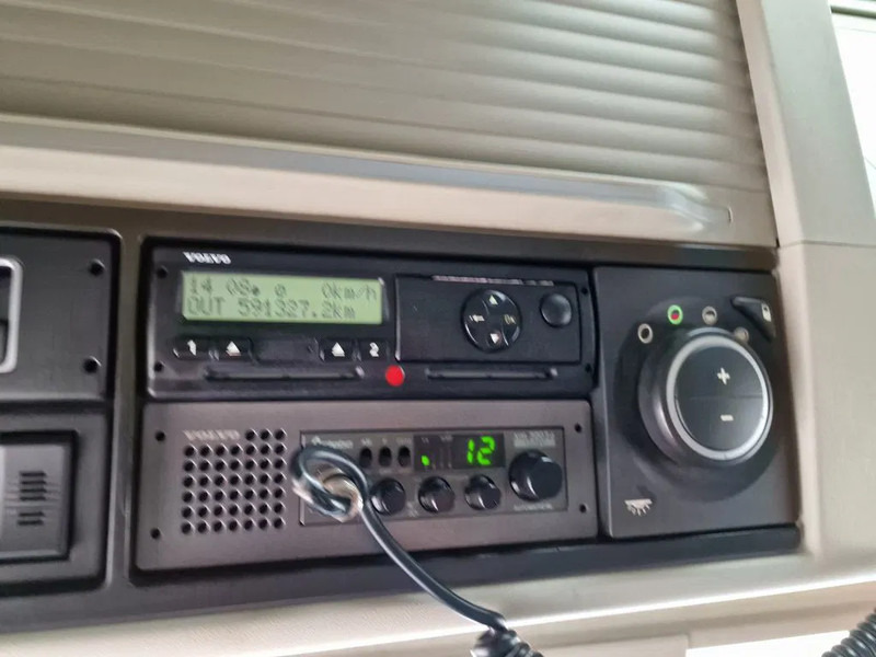 Tractor Volvo FH 13.500 6x4 - HMF 1153 K2 crane kran grua - Hydraulic - Lift axle - Euro 6: foto 19 Tractor Volvo FH 13.500 6x4 - HMF 1153 K2 crane kran grua - Hydraulic - Lift axle - Euro 6: foto 19