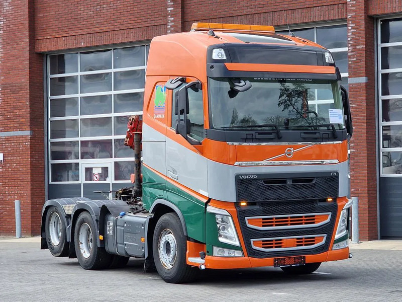 Volvo FH 13.500 6x4 - HMF 1153 K2 crane kran grua - Hydraulic - Lift axle - Euro 6 - Tractor: foto 3 Volvo FH 13.500 6x4 - HMF 1153 K2 crane kran grua - Hydraulic - Lift axle - Euro 6 - Tractor: foto 3