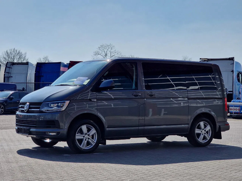 Volkswagen Multivan 2.0 TDI 150KW 4 Motion - Hearse / Leichenwagen / Rouwauto - 2x Coffin - Automóvel: foto 3 Volkswagen Multivan 2.0 TDI 150KW 4 Motion - Hearse / Leichenwagen / Rouwauto - 2x Coffin - Automóvel: foto 3