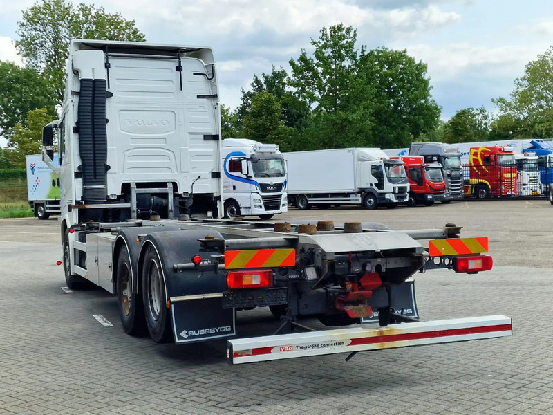 Volvo FH 13.500 Globetrotter XL 6x2 - BDF - Retarder - I parkcool - Full air - 4.90 WB - Caminhão transportador de contêineres/ Caixa móvel: foto 5 Volvo FH 13.500 Globetrotter XL 6x2 - BDF - Retarder - I parkcool - Full air - 4.90 WB - Caminhão transportador de contêineres/ Caixa móvel: foto 5