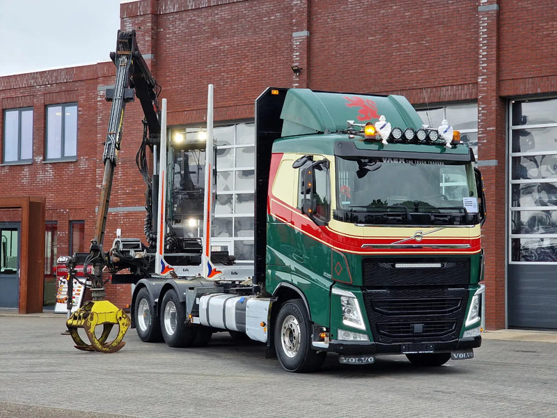 Volvo FH 13.540 6x4 - HIAB / Loglift F125Z 80 Crane - Krane - Grua year 2019 - Caminhão florestal, Caminhão grua: foto 2 Volvo FH 13.540 6x4 - HIAB / Loglift F125Z 80 Crane - Krane - Grua year 2019 - Caminhão florestal, Caminhão grua: foto 2