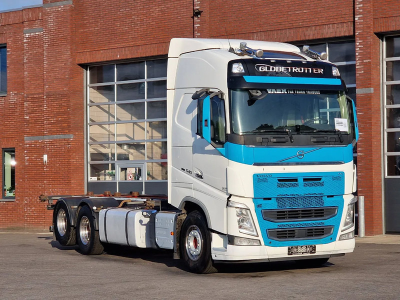 Volvo FH 13.540 Globetrotter 6x2 - BDF - 4.90 WB - Full air - VEB + - Caminhão transportador de contêineres/ Caixa móvel: foto 1 Volvo FH 13.540 Globetrotter 6x2 - BDF - 4.90 WB - Full air - VEB + - Caminhão transportador de contêineres/ Caixa móvel: foto 1