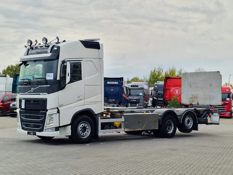 Volvo FH 13.540 Globetrotter 6x2 - BDF - Loadlift - Full air - I parkcool - 4.80 WB - Caminhão transportador de contêineres/ Caixa móvel: foto 3 Volvo FH 13.540 Globetrotter 6x2 - BDF - Loadlift - Full air - I parkcool - 4.80 WB - Caminhão transportador de contêineres/ Caixa móvel: foto 3