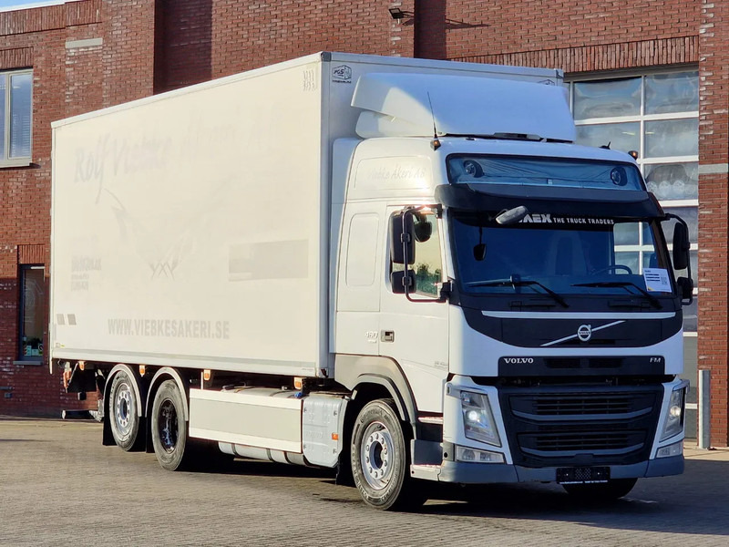 Volvo FM 13.460 Globetrotter 6x2*4 - Frigo Carrier Supra 1150 U MT - Zepro loadlift - Steering axle - Caminhão isotérmico: foto 1 Volvo FM 13.460 Globetrotter 6x2*4 - Frigo Carrier Supra 1150 U MT - Zepro loadlift - Steering axle - Caminhão isotérmico: foto 1