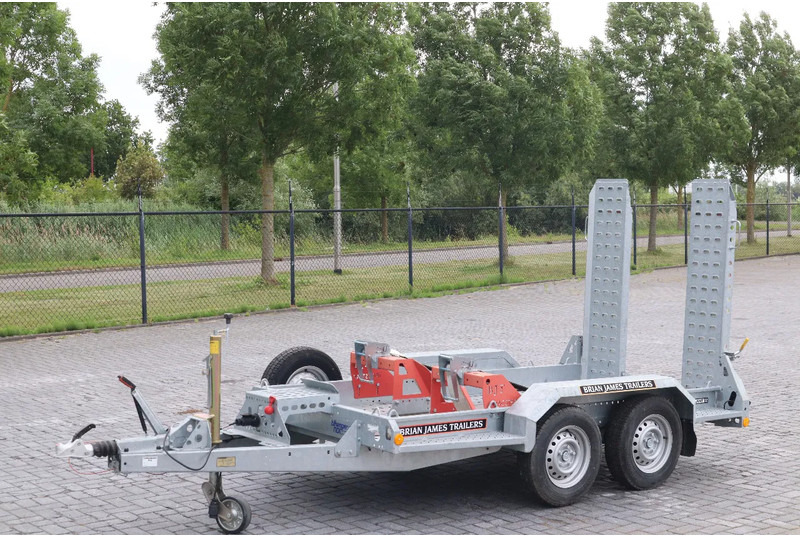 Brian James DIGGER PLANT 2700 KG | TANDEM AXLE | MACHINE TRANSPORT - Reboque plataforma/ Caixa aberta: foto 2 Brian James DIGGER PLANT 2700 KG | TANDEM AXLE | MACHINE TRANSPORT - Reboque plataforma/ Caixa aberta: foto 2