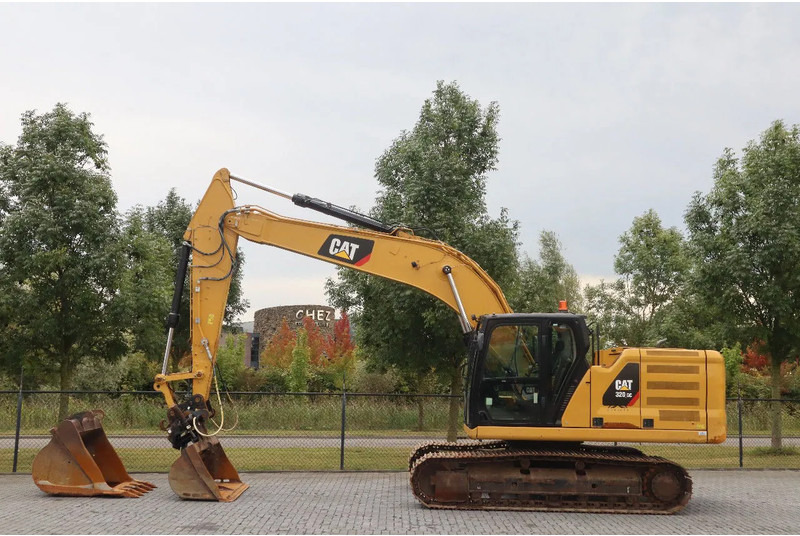 Caterpillar 320 GC 07A | JAPAN BUILT | TILT BUCKET | TOOTH BUCKET - Escavadora de rastos: foto 1 Caterpillar 320 GC 07A | JAPAN BUILT | TILT BUCKET | TOOTH BUCKET - Escavadora de rastos: foto 1