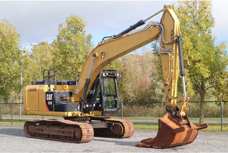 Caterpillar 323EL | 323 EL | BUCKET | QUICK COUPLER - Escavadora de rastos: foto 5 Caterpillar 323EL | 323 EL | BUCKET | QUICK COUPLER - Escavadora de rastos: foto 5