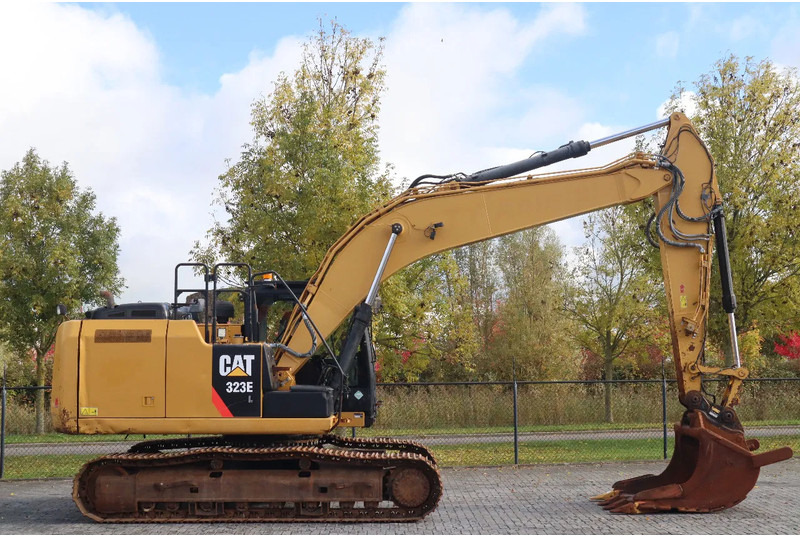 Caterpillar 323EL | 323 EL | BUCKET | QUICK COUPLER - Escavadora de rastos: foto 4 Caterpillar 323EL | 323 EL | BUCKET | QUICK COUPLER - Escavadora de rastos: foto 4
