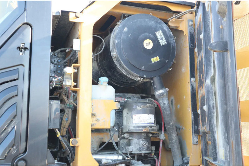 Escavadora de rastos Caterpillar 374 FL | BUCKET | QUICK COUPLER | AIRCO: foto 14