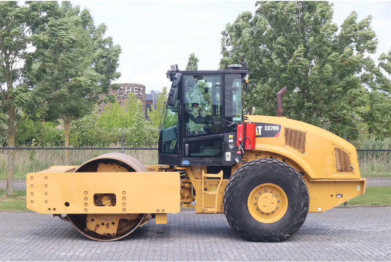 Caterpillar CS78B | TRIMBLE GPS | GOOD CONDITION - Rolo: foto 1 Caterpillar CS78B | TRIMBLE GPS | GOOD CONDITION - Rolo: foto 1