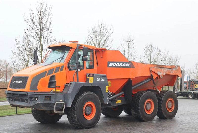 Doosan DA 30 | TAILGATE | AIRCO | GOOD CONDITION - Caminhão articulado: foto 2 Doosan DA 30 | TAILGATE | AIRCO | GOOD CONDITION - Caminhão articulado: foto 2