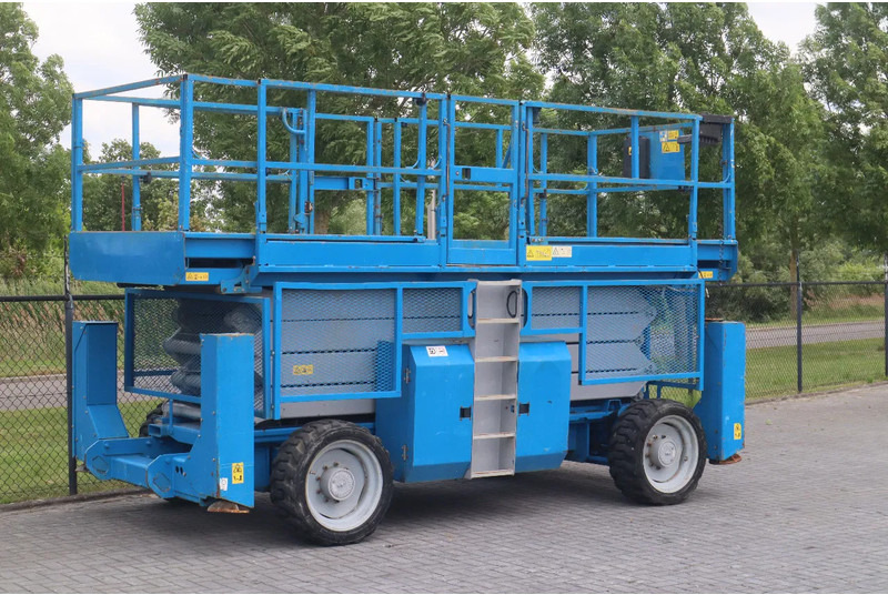 Genie GS-4390 RT | 15 METER | 680 KG - Plataforma de Tijera/ Plataforma de tesoura: foto 2 Genie GS-4390 RT | 15 METER | 680 KG - Plataforma de Tijera/ Plataforma de tesoura: foto 2