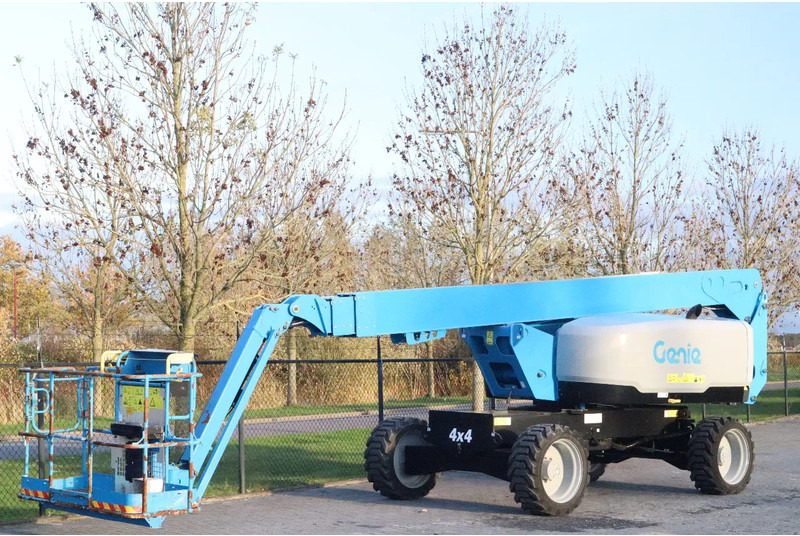 Genie S-80 J | 26.5 METER | 300 KG | LOW HOURS - Plataforma articulada: foto 2 Genie S-80 J | 26.5 METER | 300 KG | LOW HOURS - Plataforma articulada: foto 2