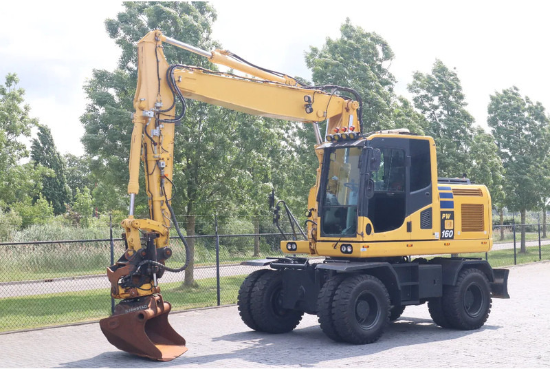 Komatsu PW 160-10 | ROTOTILT | NEW TIRES - Escavadeira de rodas: foto 2 Komatsu PW 160-10 | ROTOTILT | NEW TIRES - Escavadeira de rodas: foto 2