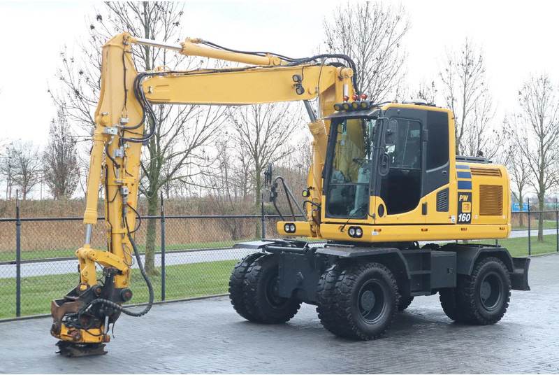Komatsu PW 160-10 | ROTOTILT | NEW TIRES - Escavadeira de rodas: foto 2 Komatsu PW 160-10 | ROTOTILT | NEW TIRES - Escavadeira de rodas: foto 2