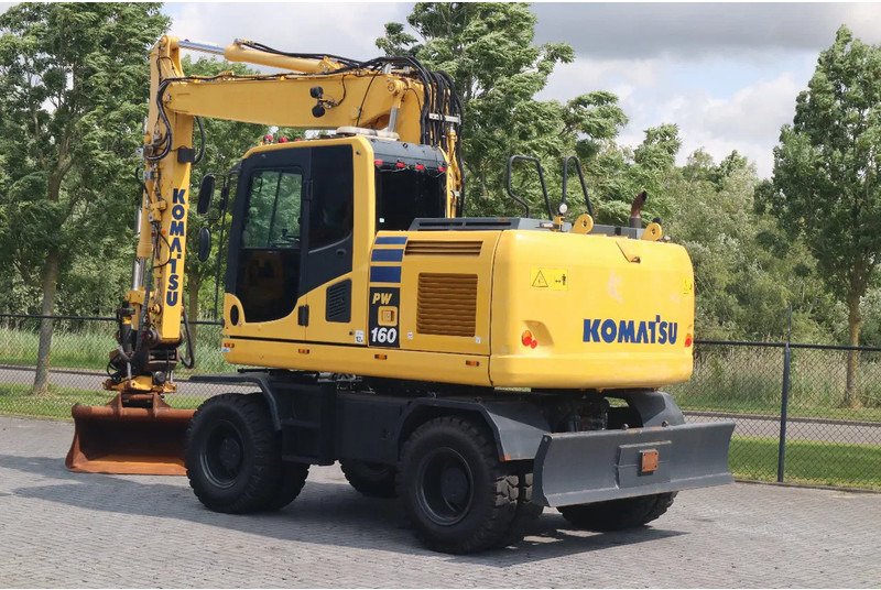 Komatsu PW 160-10 | ROTOTILT | NEW TIRES - Escavadeira de rodas: foto 3 Komatsu PW 160-10 | ROTOTILT | NEW TIRES - Escavadeira de rodas: foto 3