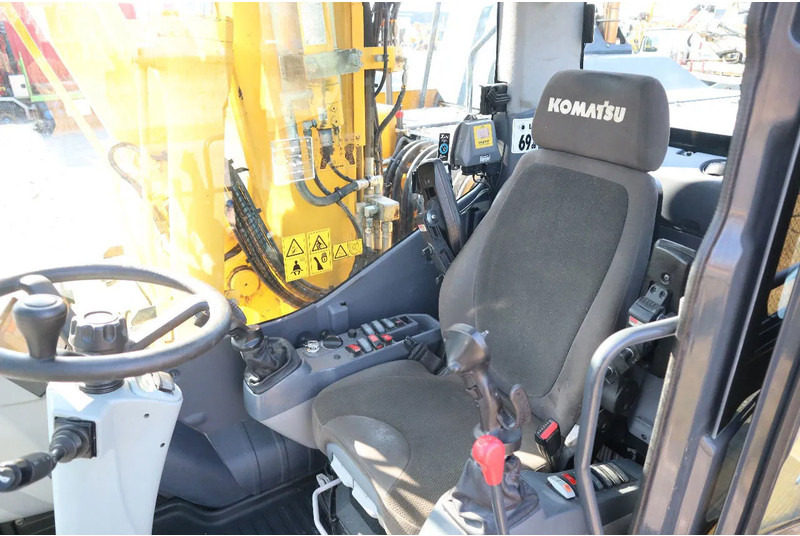 Escavadeira de rodas Komatsu PW160-11 | ENGCON TILTROTATOR | BUCKET | TRAILER HYDR.: foto 15
