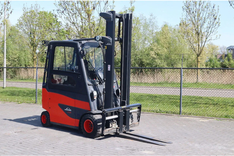 Linde E35 HL-01 | SIDESHIFT | POSITIONERS | LOW HOURS - Empilhadeira elétrica: foto 5 Linde E35 HL-01 | SIDESHIFT | POSITIONERS | LOW HOURS - Empilhadeira elétrica: foto 5